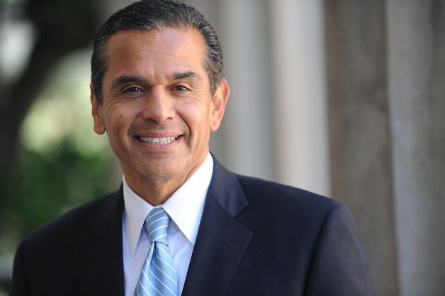 Villaraigosa speaking on infrastructure